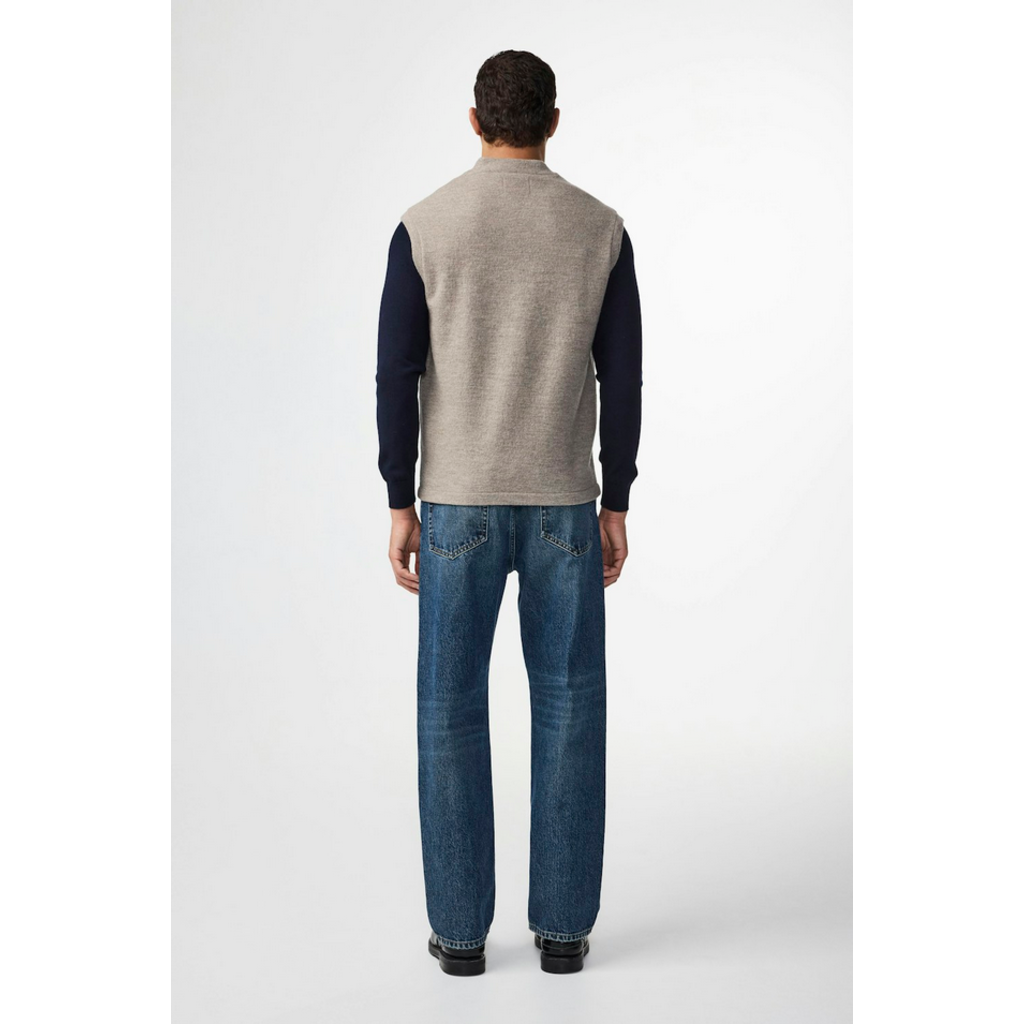 No Nationality NNO7 Merino Vest
