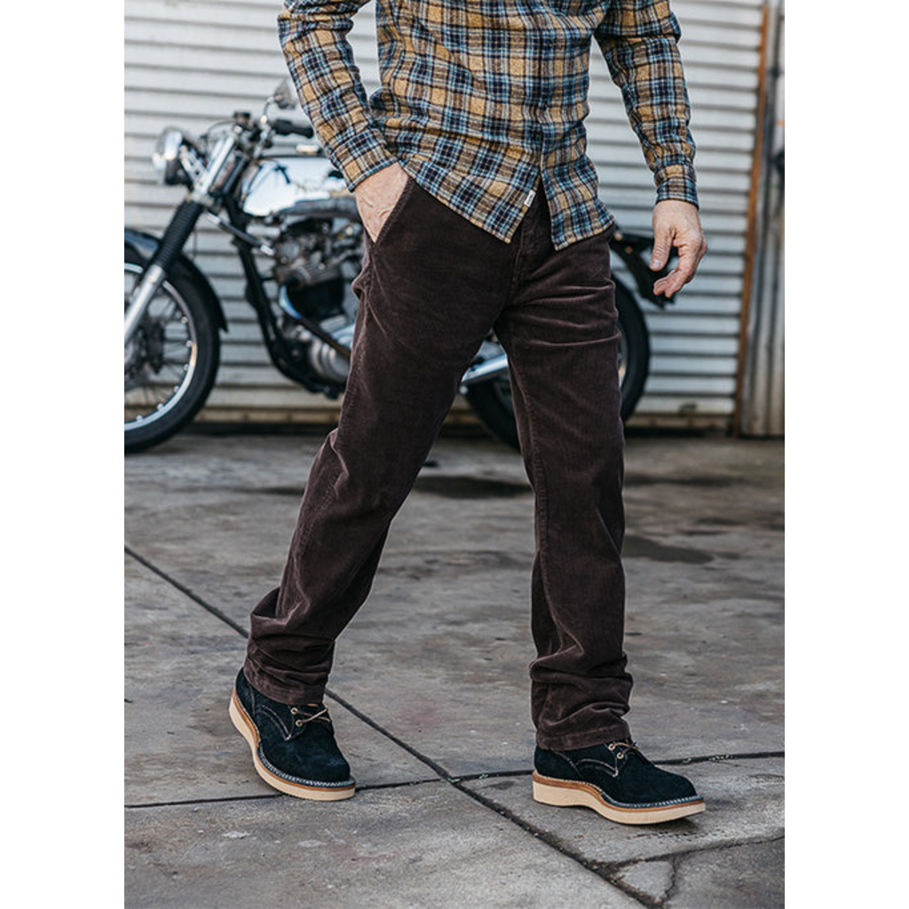 Kato Kato Pipe Cord Chino