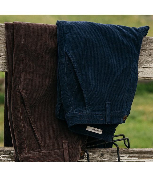 Kato Kato Pipe Cord Chino