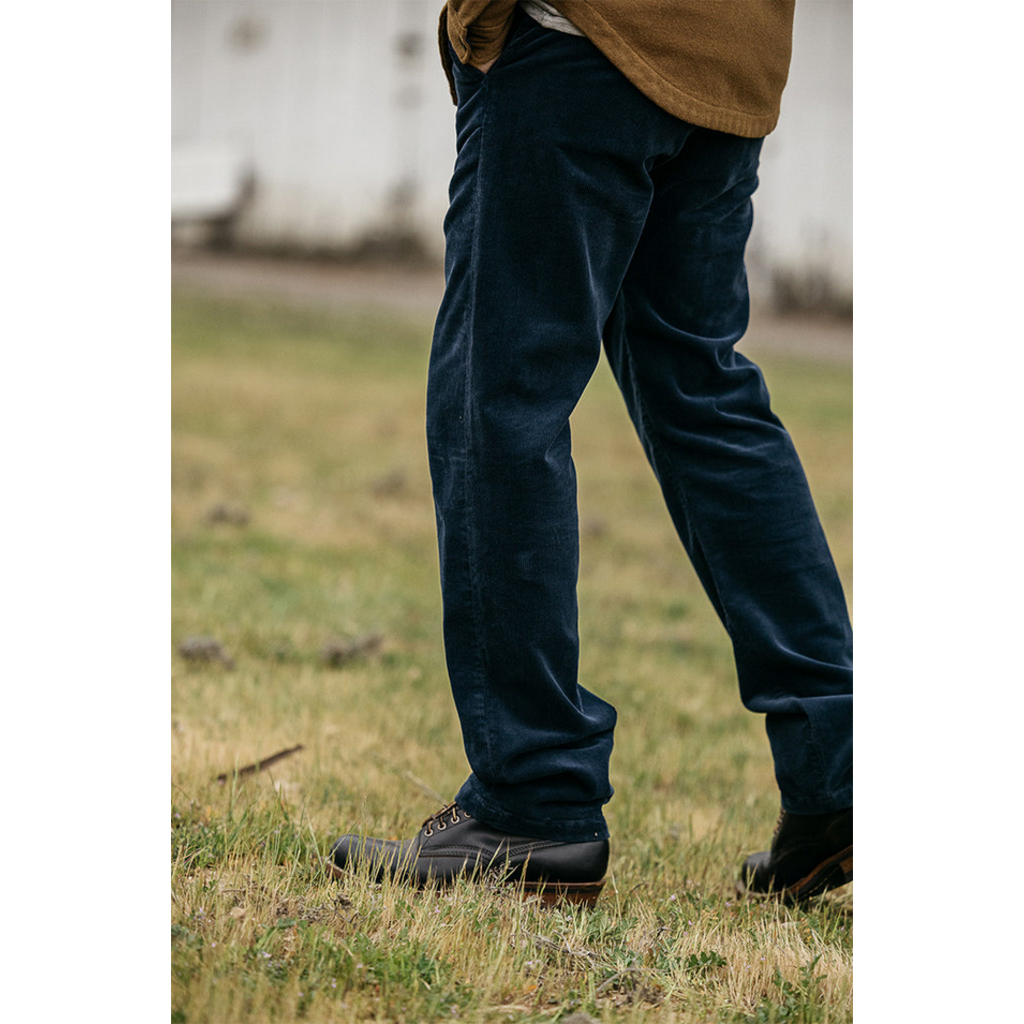 Kato Kato Pipe Cord Chino