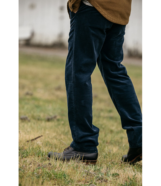 Kato Kato Pipe Cord Chino