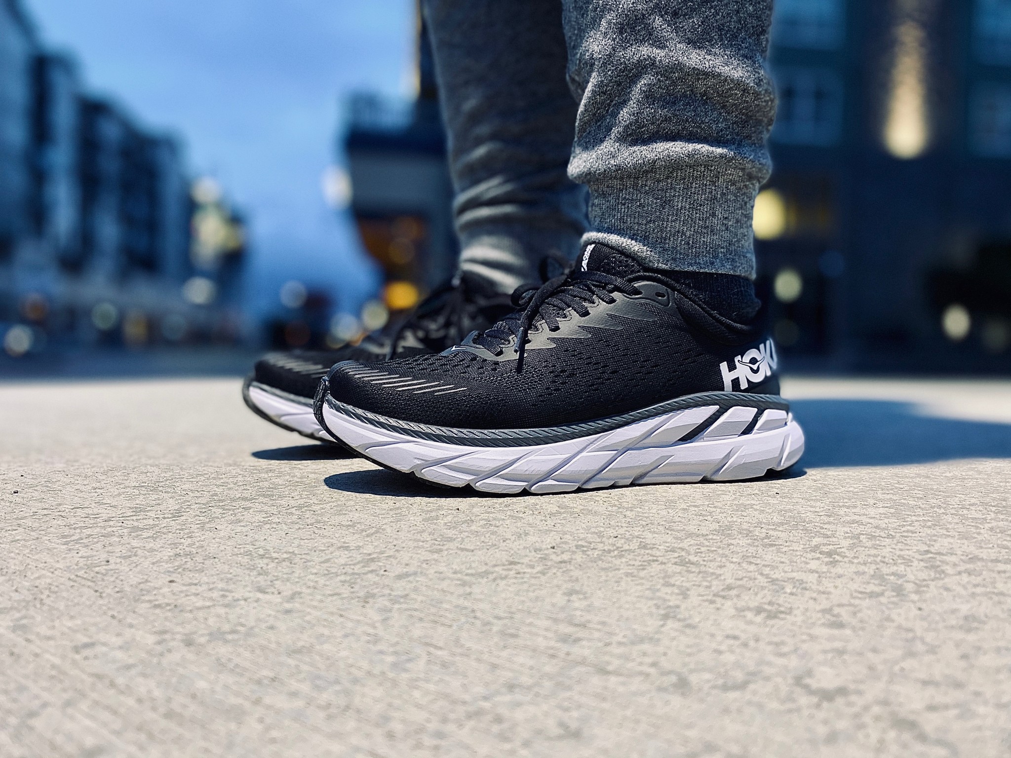 hoka clifton 7 white