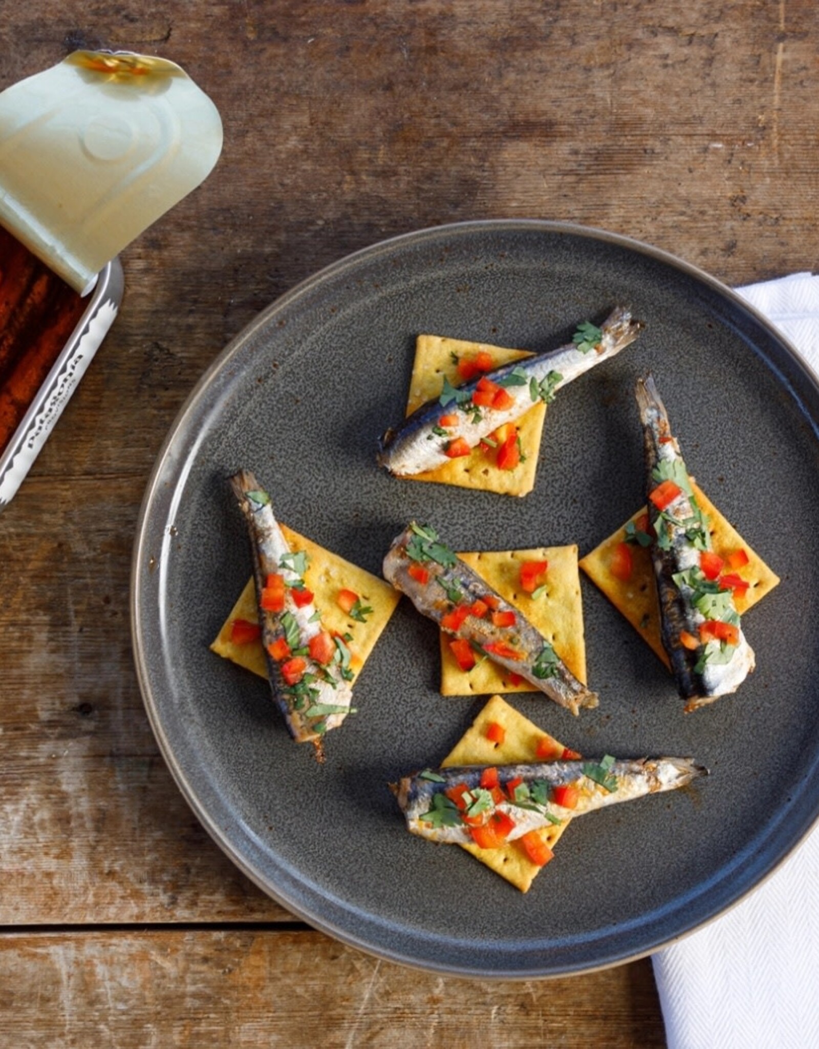 SPICY WHITE ANCHOVIES