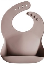 Mushie silicone bib warm taupe