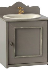 Maileg miniature bath sink