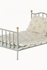 Maileg vintage bed, mouse- mint