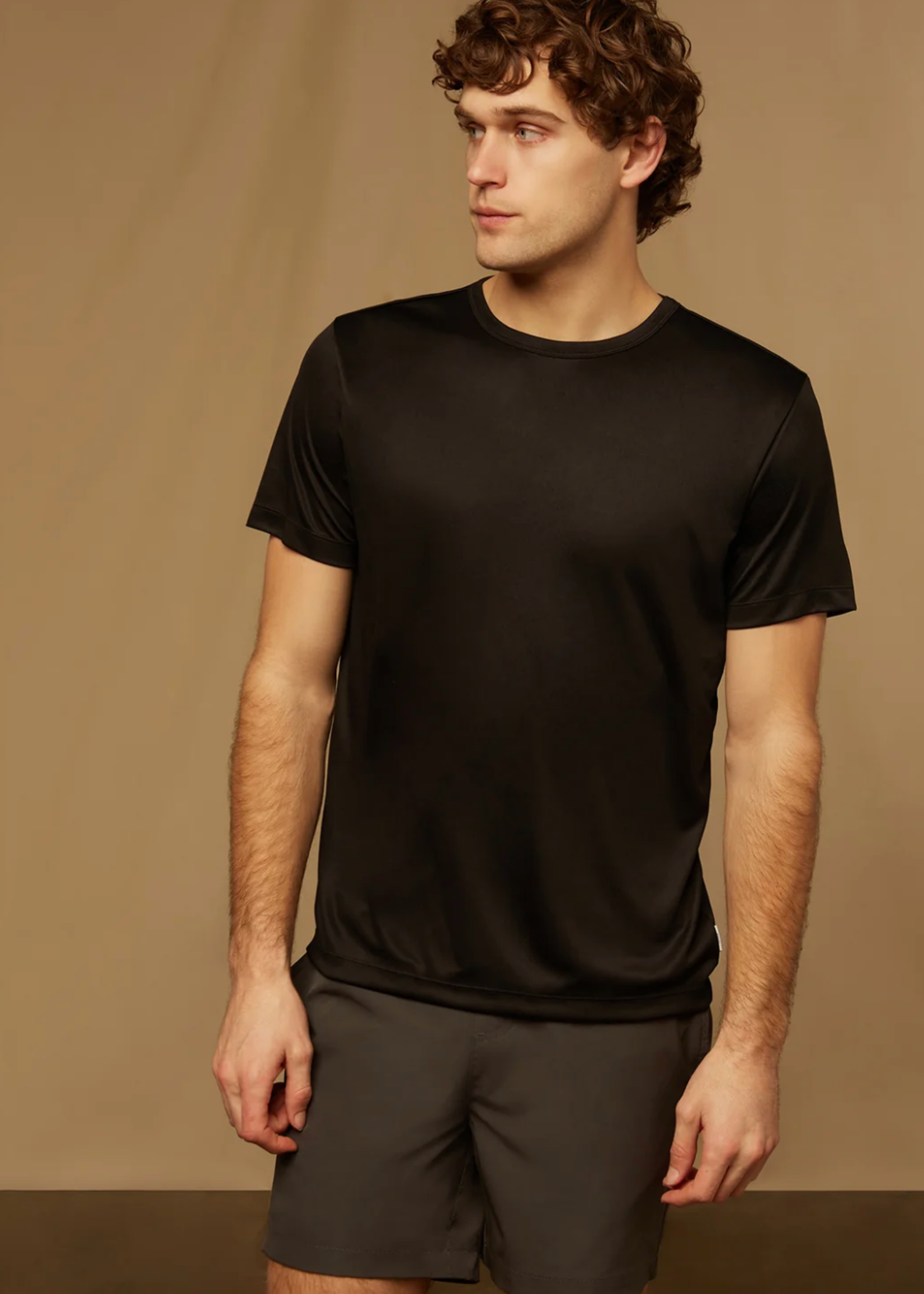 Onia Men Traveler Sun Tee UPF 50+ Performance Jersey