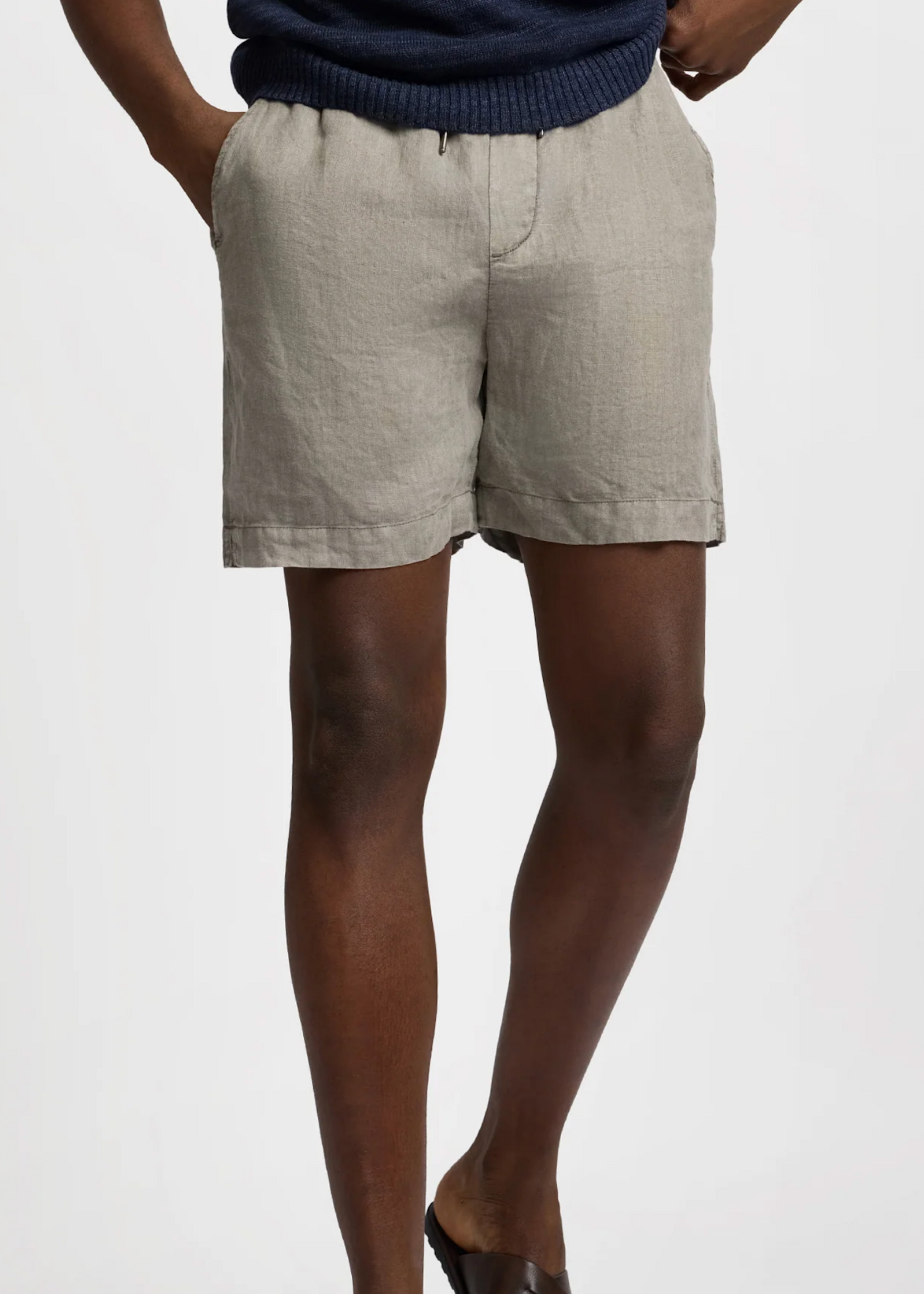 Onia  Men Onia Men Pigment Dye Line On Short Ligth Olive
