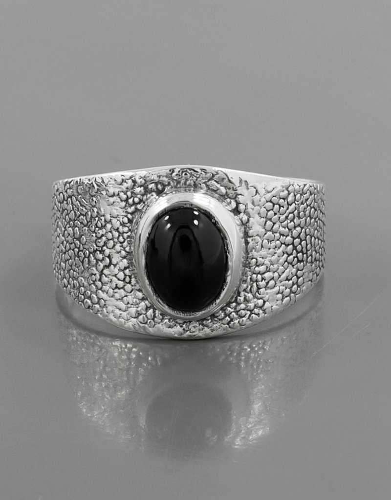 Black Onyx and Sterling Silver Ring (Size -7) - R-22934-02-65