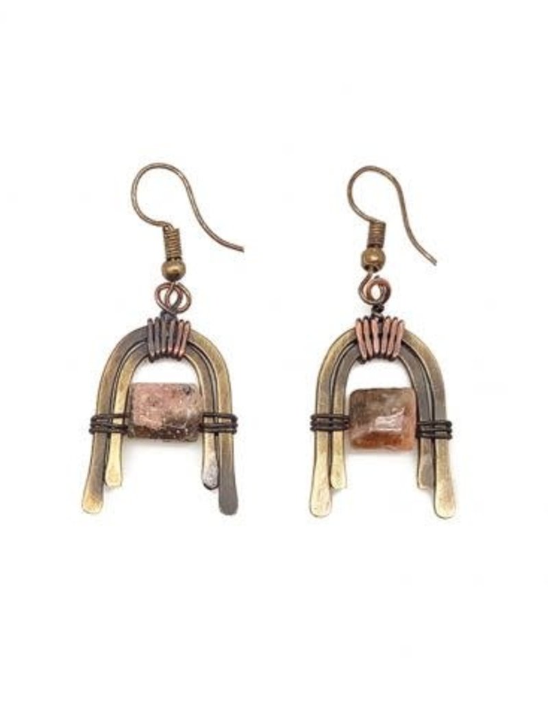 Earrings - Wire Wrap Horshoe with Pink Agate Crystal - E3527
