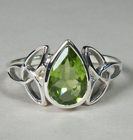 Ring - Peridot Celtic Triskelion Sterling Silver (Size 9)- R-177