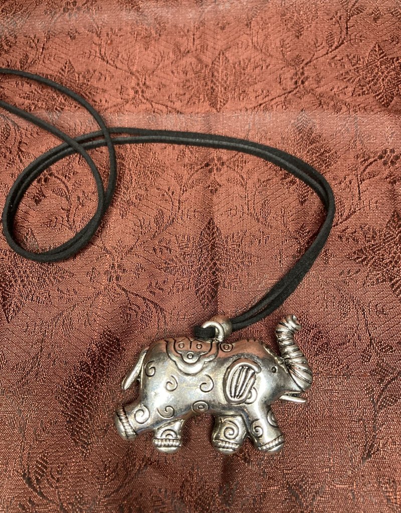 Necklace-Elephant on cotton chord- N629