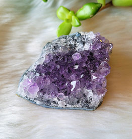 Amethyst Cluster- Med- CLUAMEFM