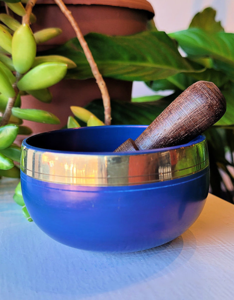 Singing Bowl - Third Eye Chakra with Silk Case - SB-MBE22- Disc.