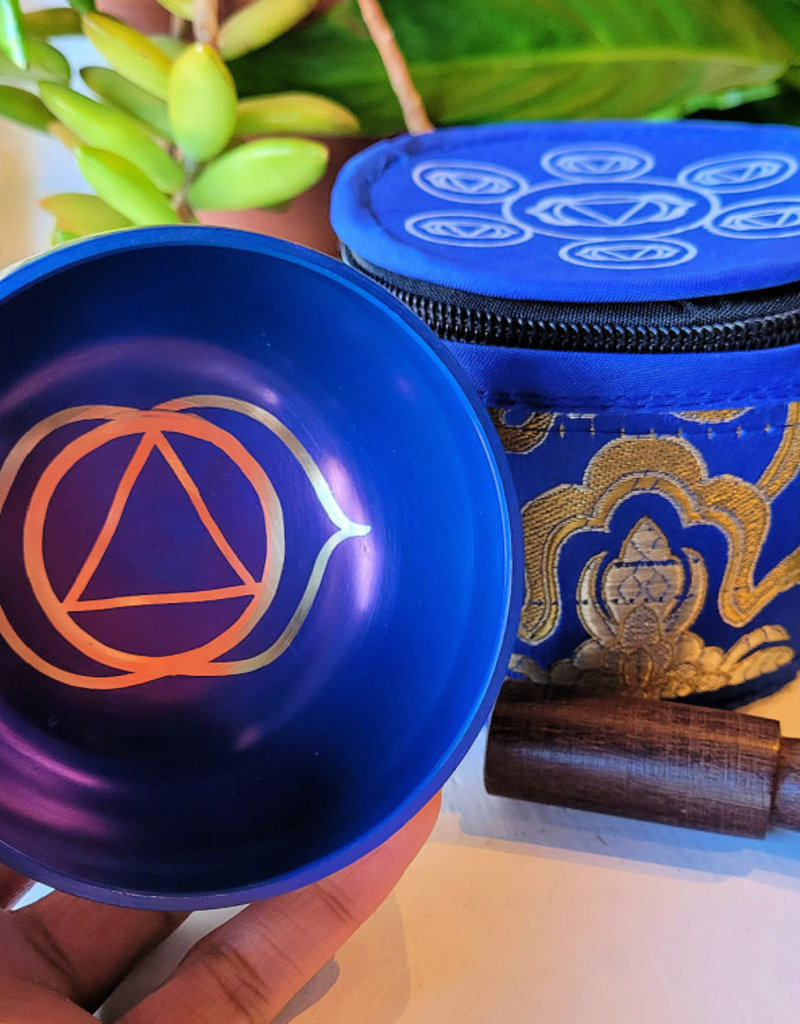 Singing Bowl - Third Eye Chakra with Silk Case - SB-MBE22- Disc.