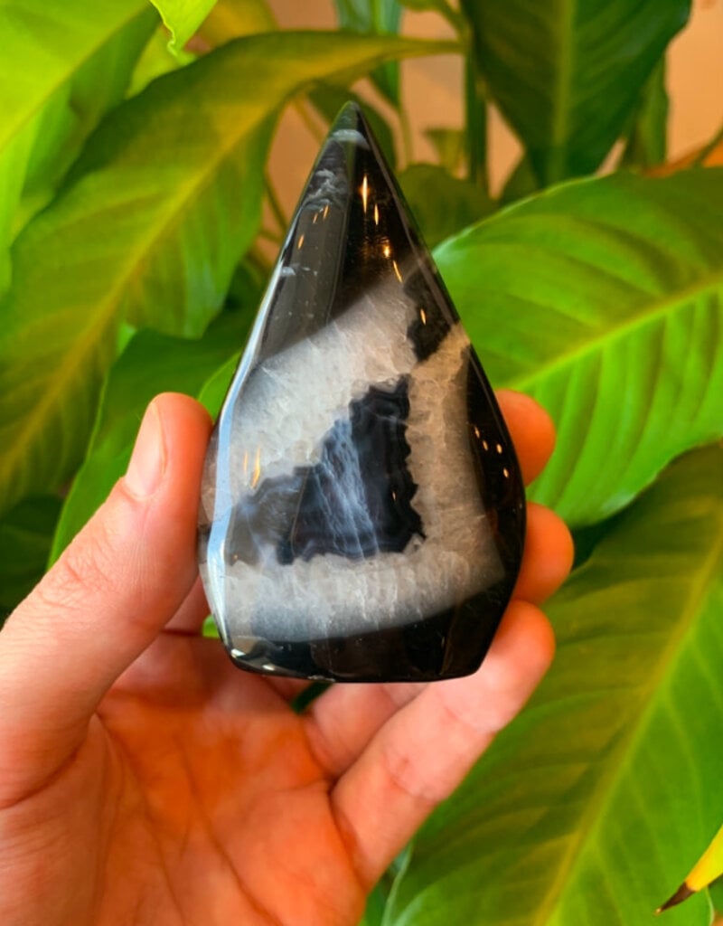 Black Banded Agate Flame
