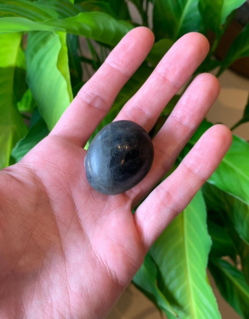 Labradorite Palm Stone - XS