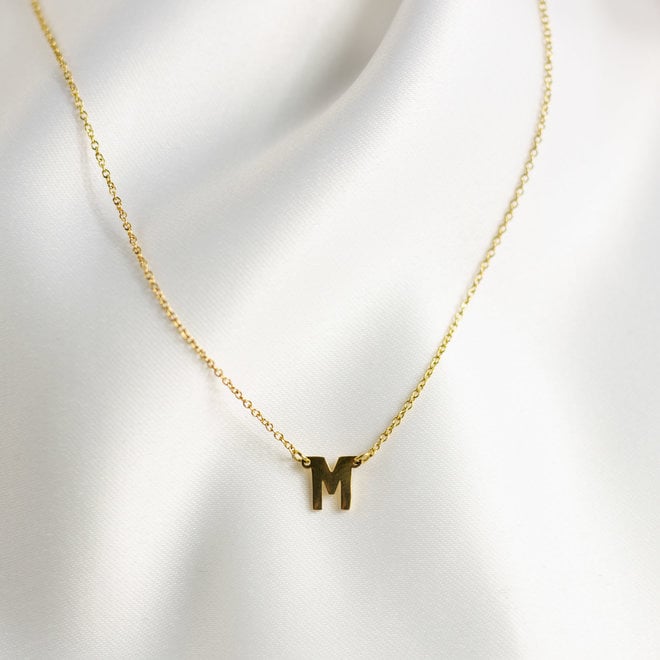 Collier pendentif lettre M - Or