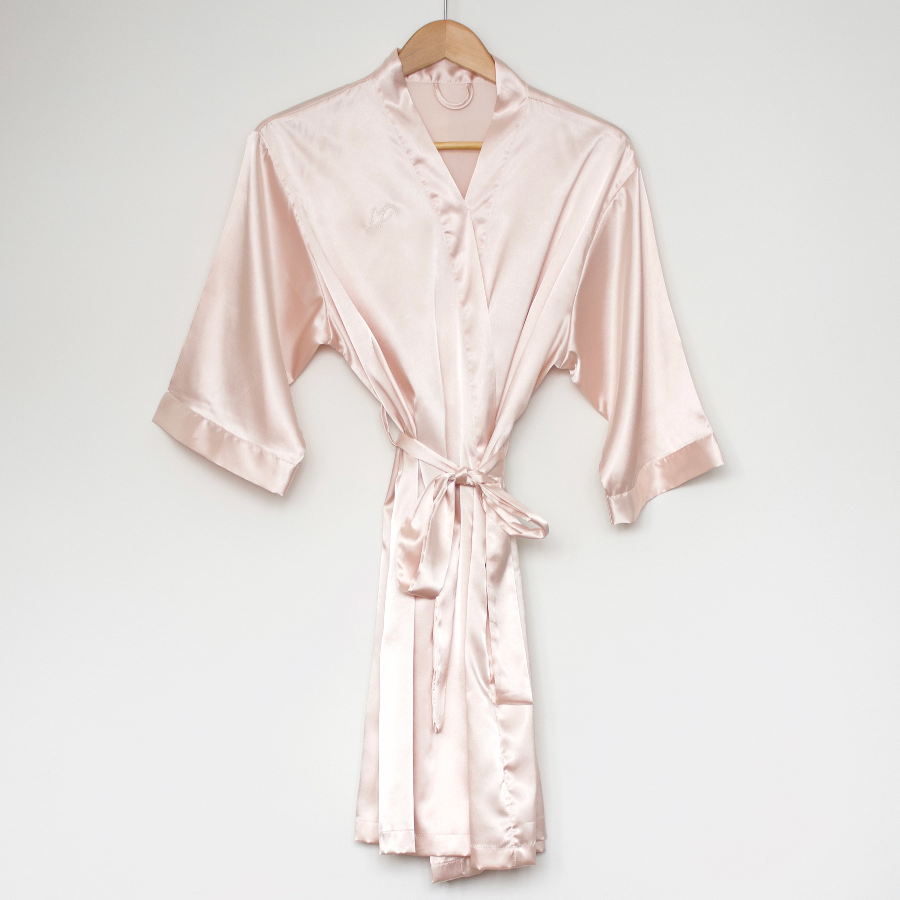 Les Precieuses Peignoir en satin Rose Les Precieuses