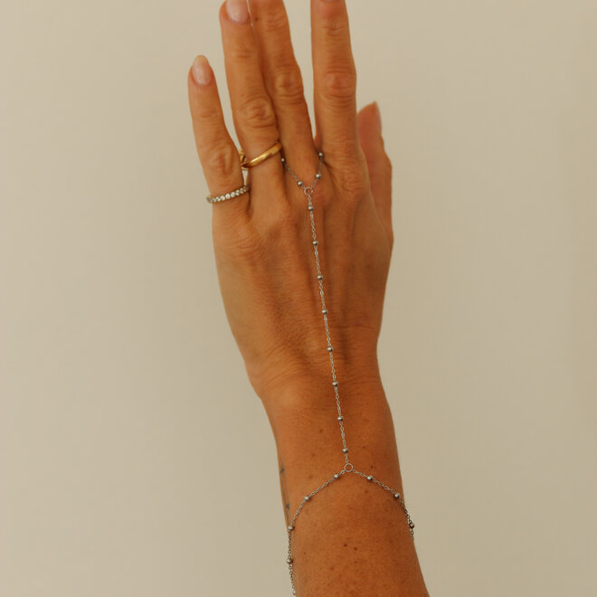 Chaîne de main Cleo