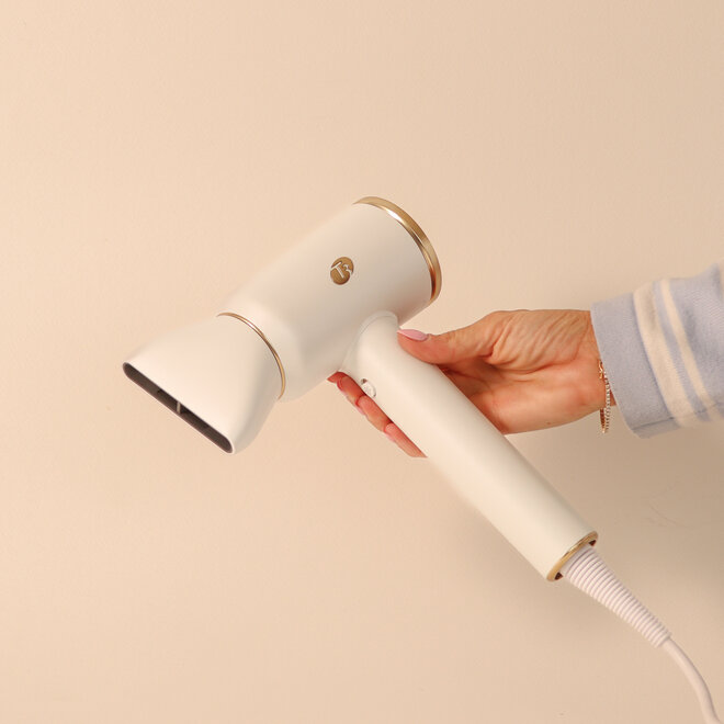 Sèche-cheveux Aire IQ