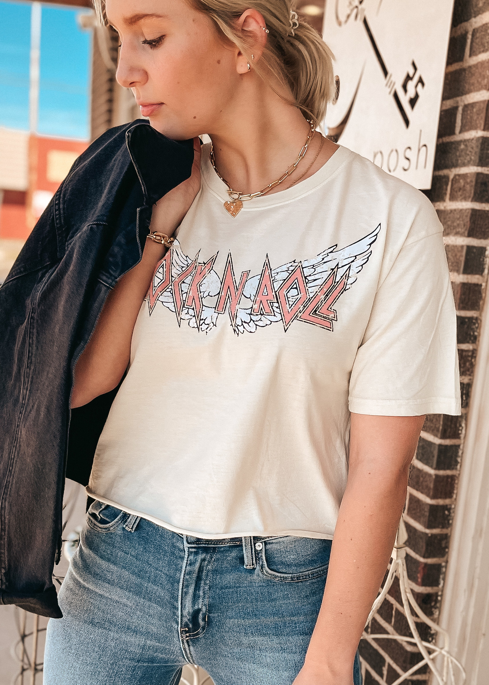 hula sue wing tee