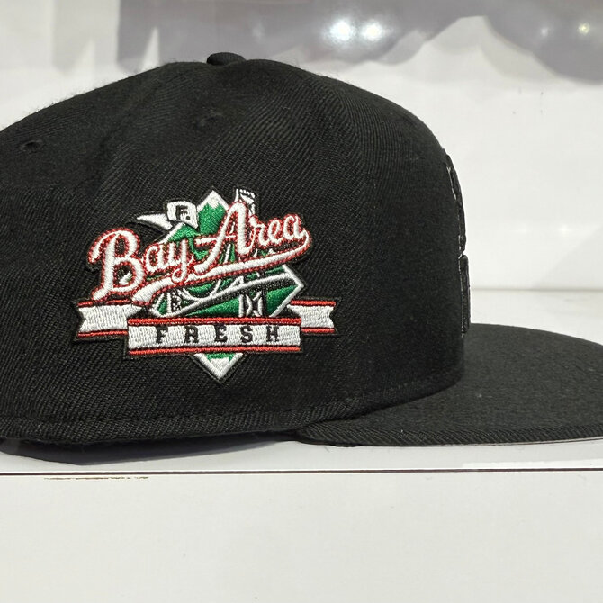 FRESH FRESH The Bay Snapback Hat Black/Black