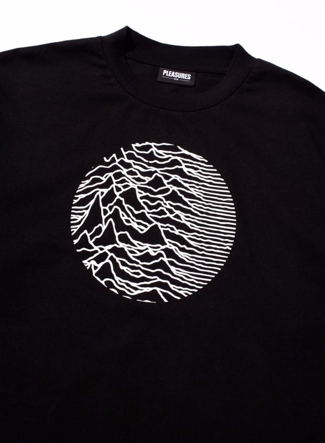 LOST CONTROL EMBROIDERED PREMIUM L/S T-SHIRT