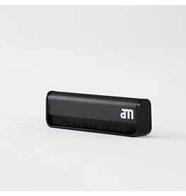 AM Clean Sound/Carbon Bristle Brush