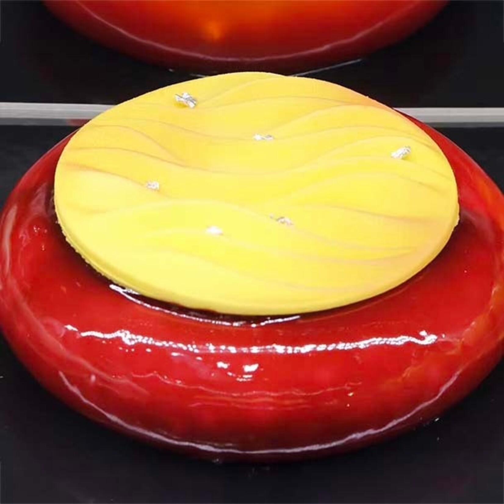Irca Irca - Raspberry Mirror Glaze - 6.6 lb