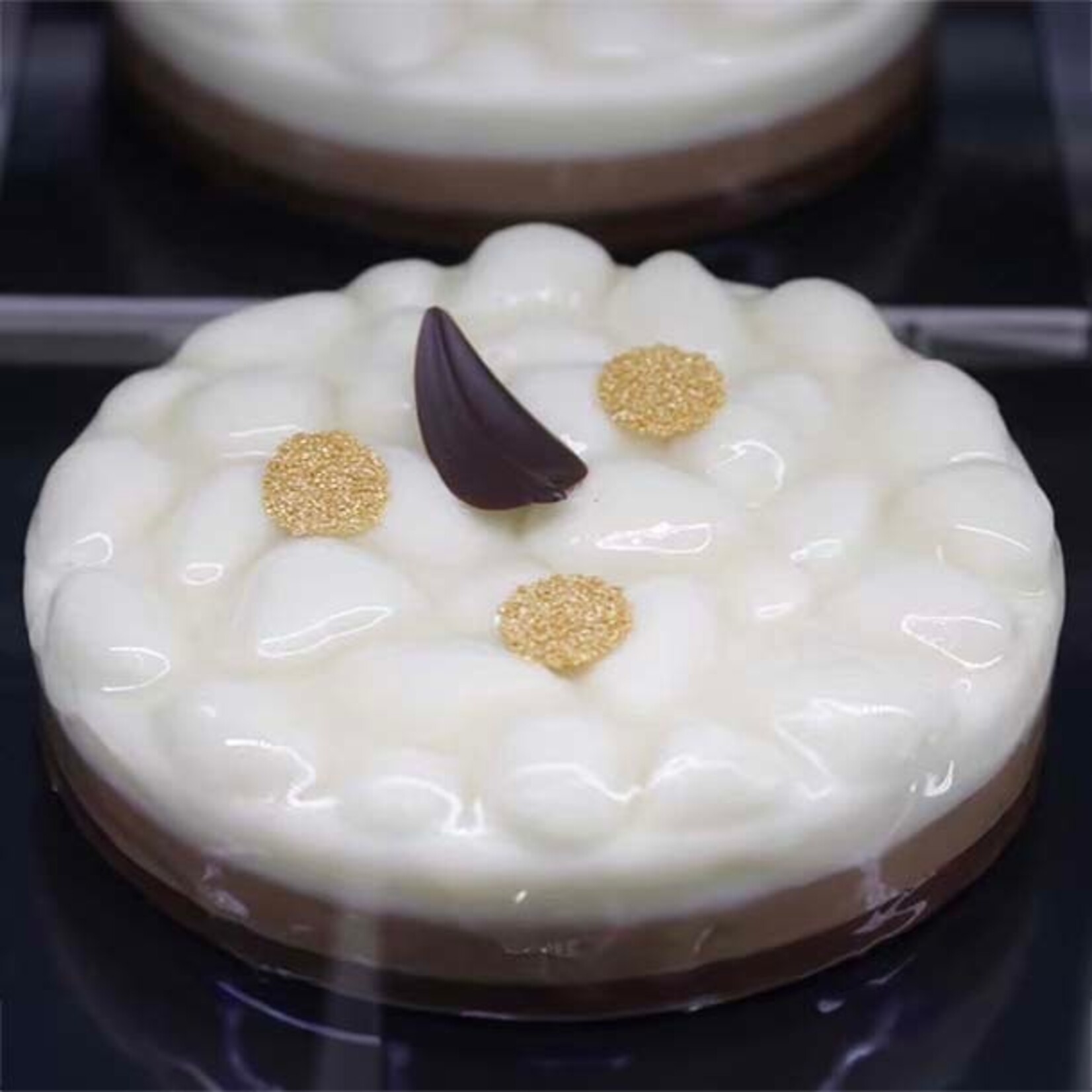 Cacao Noel Noel - Dark Chocolate Curvy Elegance (128 ct)