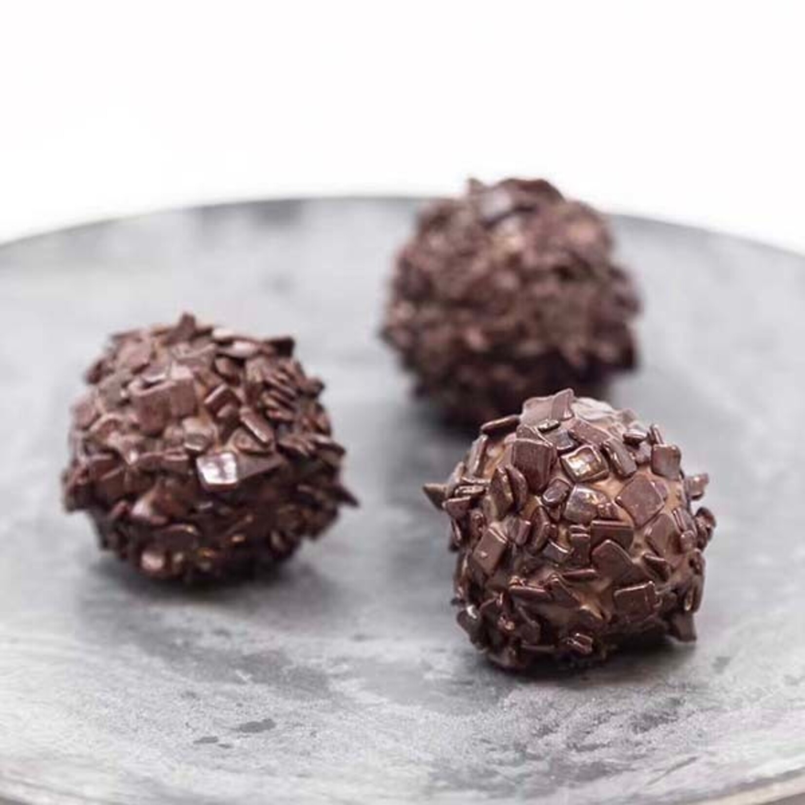 Dobla Dobla - Milk Chocolate Truffle Shells - 1" (504 ct)