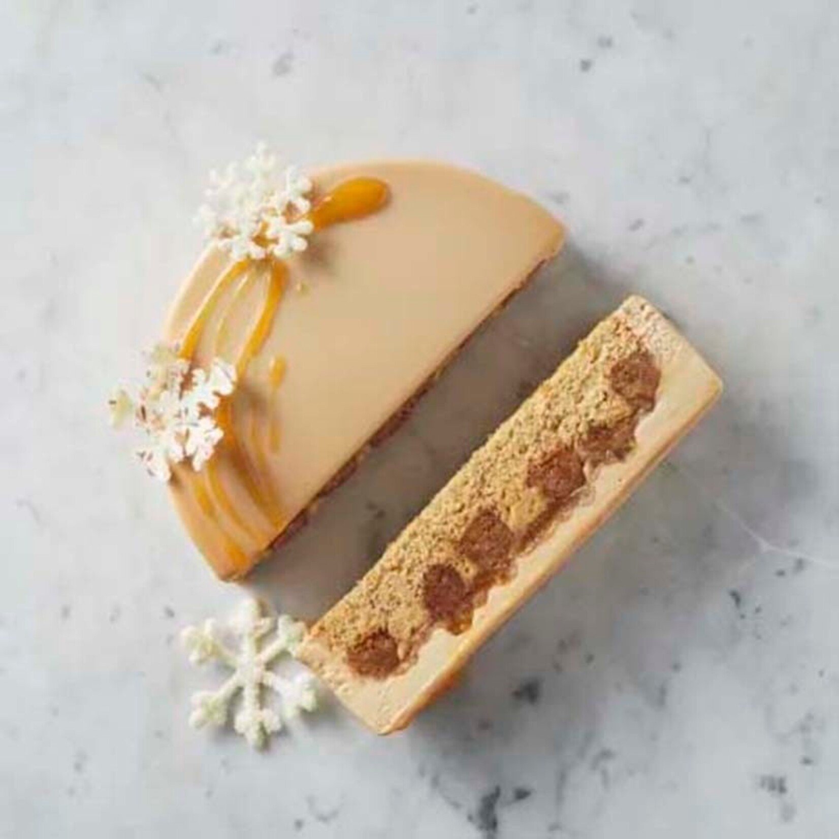 Valrhona Valrhona - Dulcey Blond Chocolate 35% - 250 g / 8.8 oz