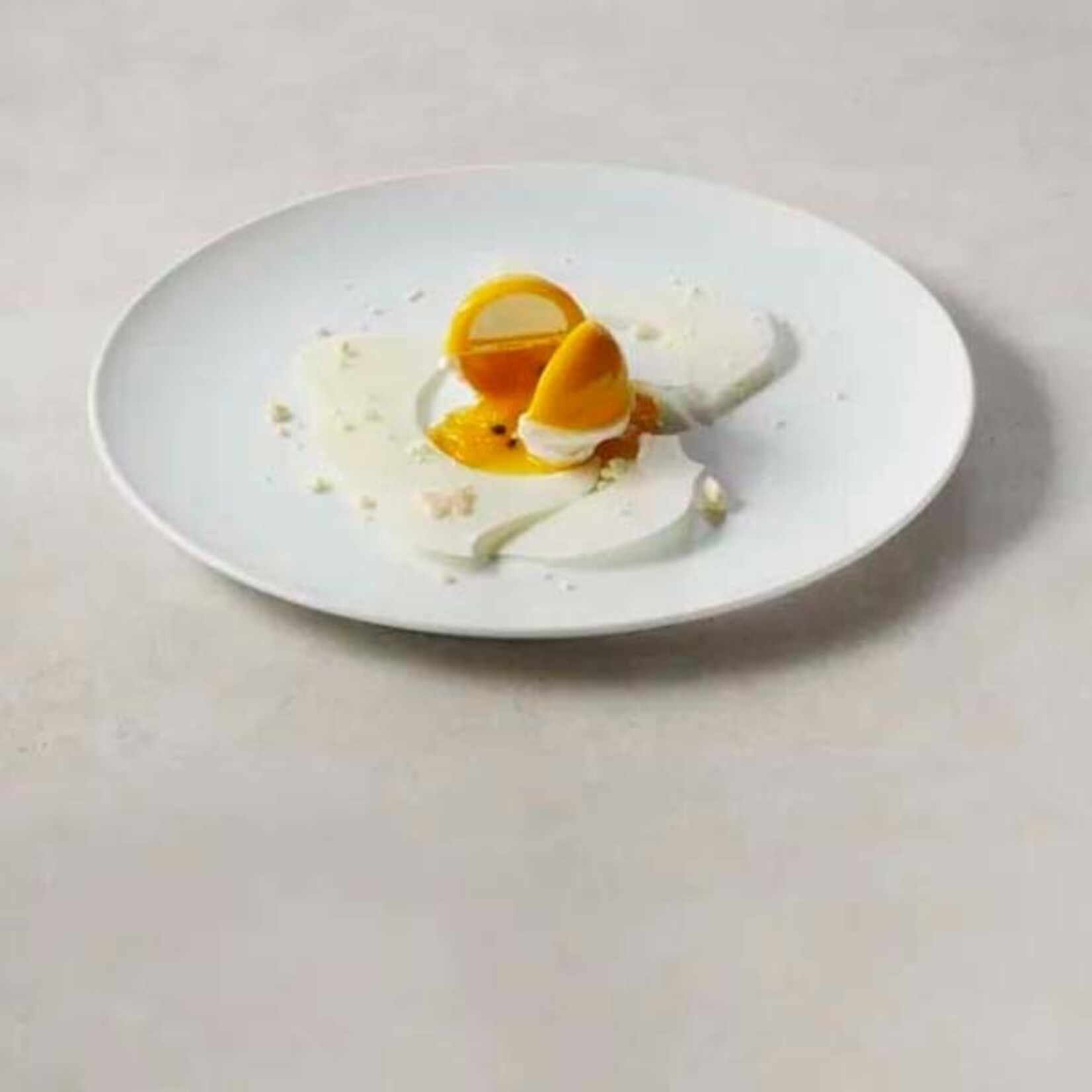 Valrhona Valrhona - Inspiration Passion Fruit Couverture  - 250 g / 8.8 oz