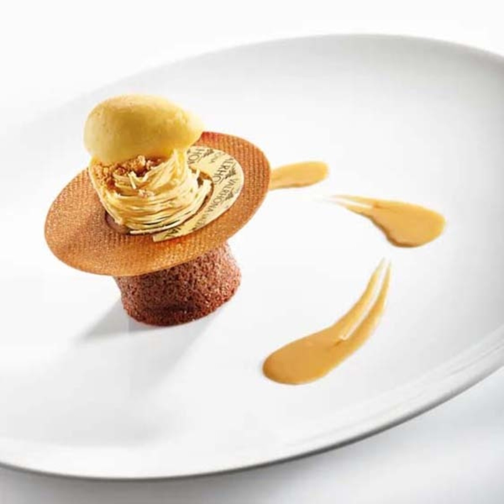 Valrhona Valrhona - Inspiration Passion Fruit Couverture  - 250 g / 8.8 oz
