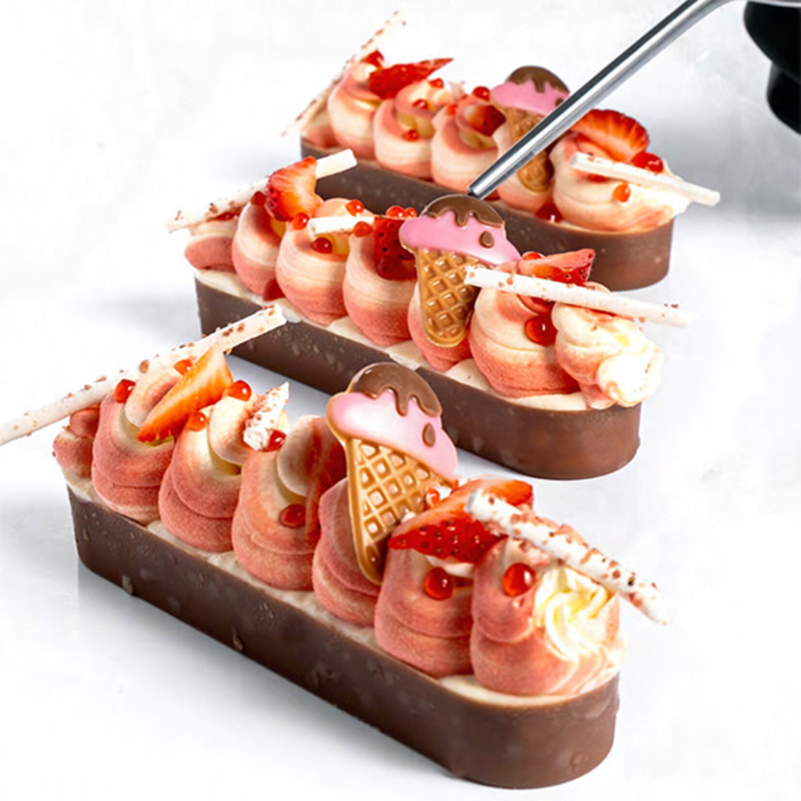 Dobla Dobla - White Chocolate Mikado - 4" (335 ct)