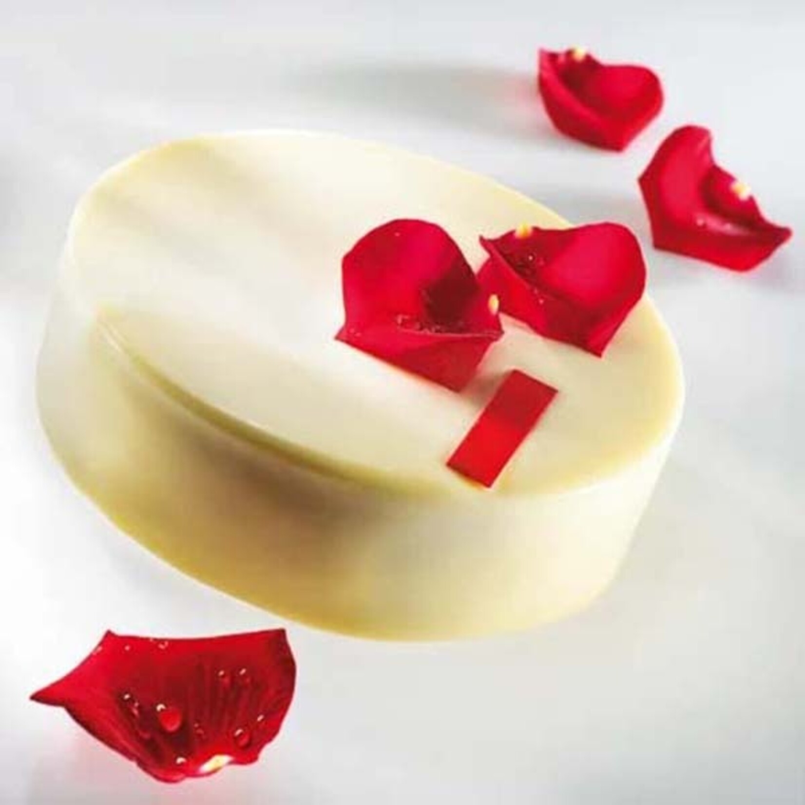 Valrhona Valrhona - Opalys White Chocolate 33% - 6.6 lb (box of 3)