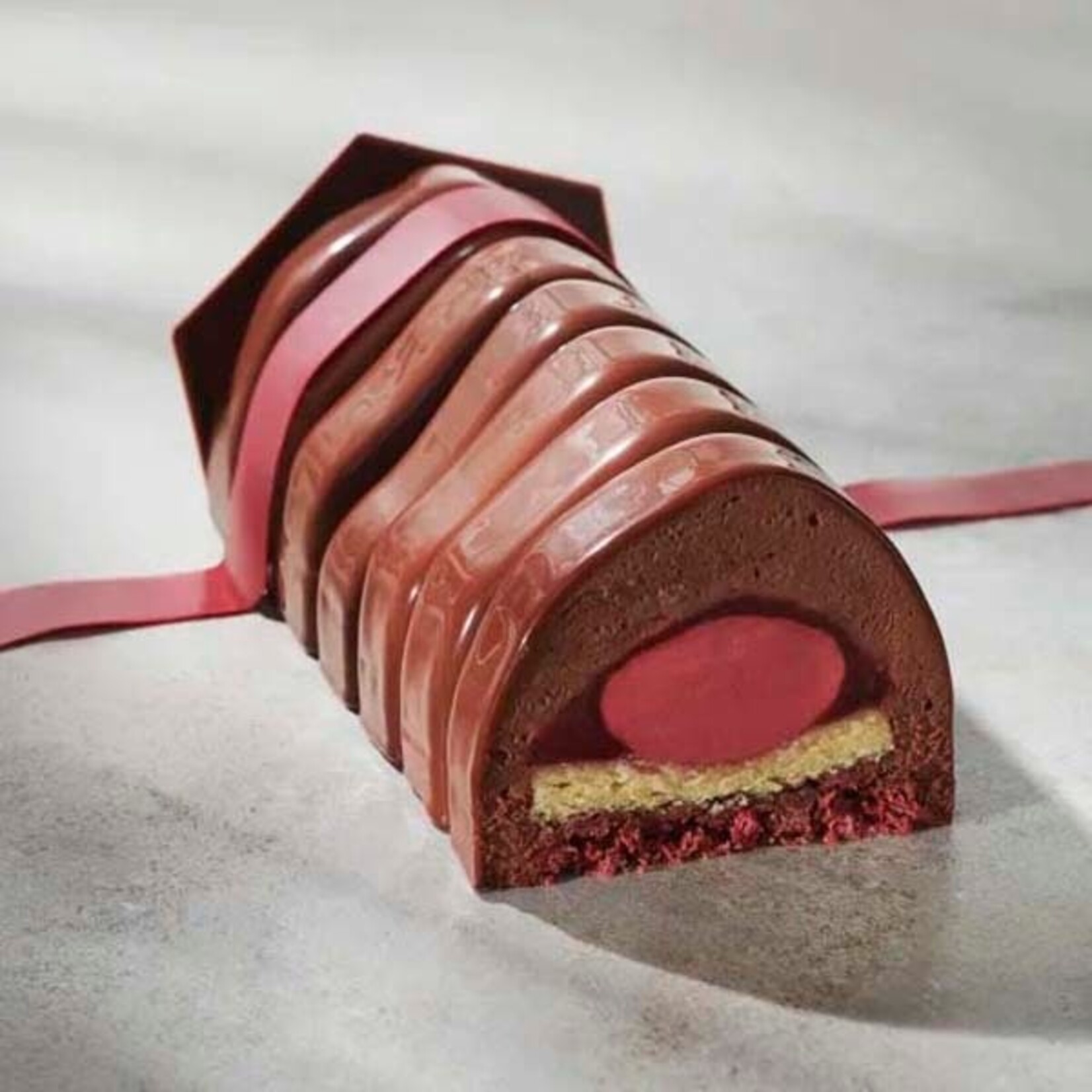 Valrhona Valrhona - Inspiration Framboise (Raspberry) Fruit Couverture Drops - 6.6 lb (box of 3)