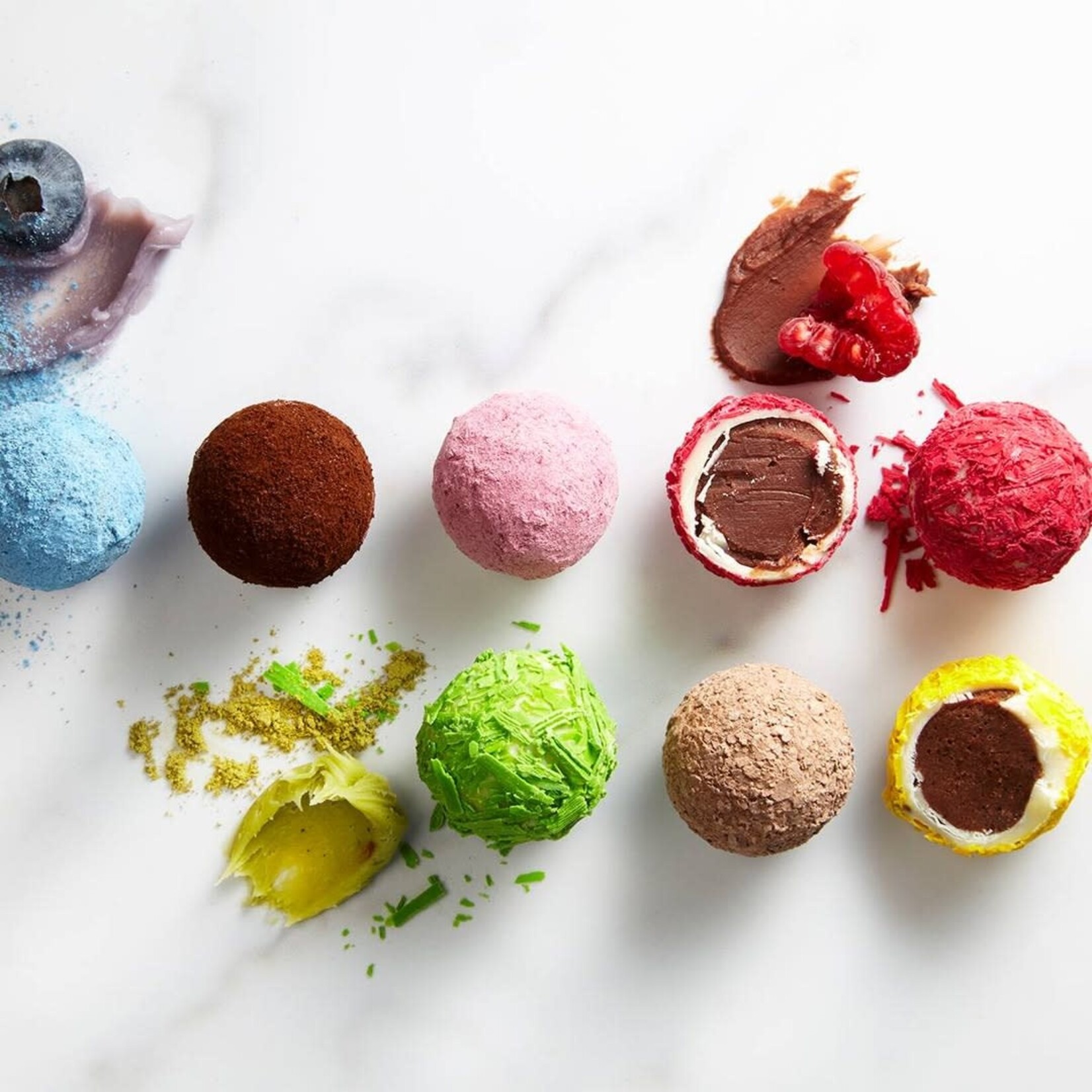 Mona Lisa Mona Lisa - White Chocolate Truffle Shells - 1" (504 ct)