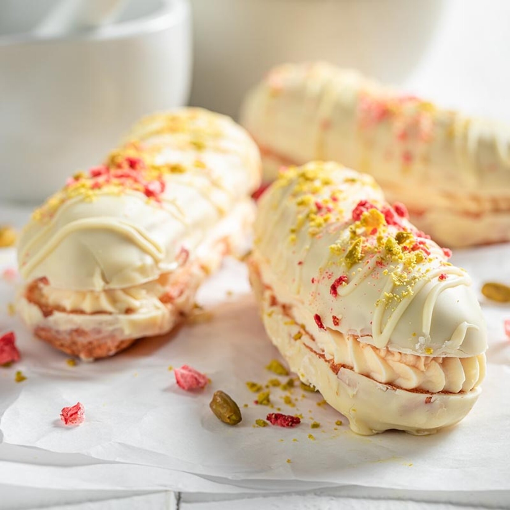 Moda Moda - Mini Eclair shell - 2.25" (240 ct)