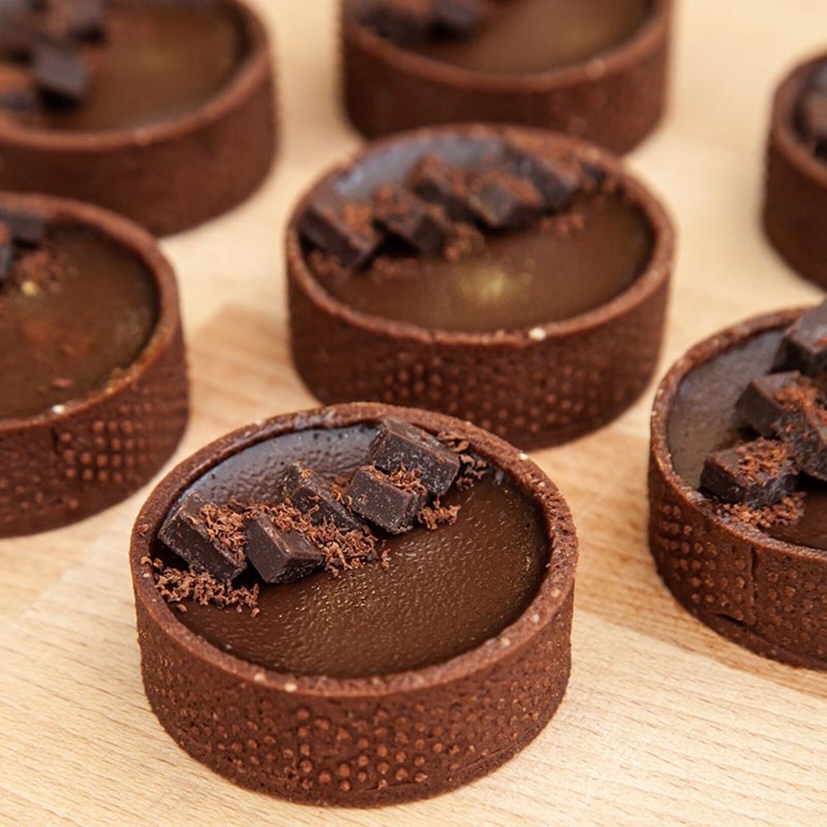 Le Chic Patissier Le Chic Patissier - Chocolate Round Tart shell - 2" (100 ct)