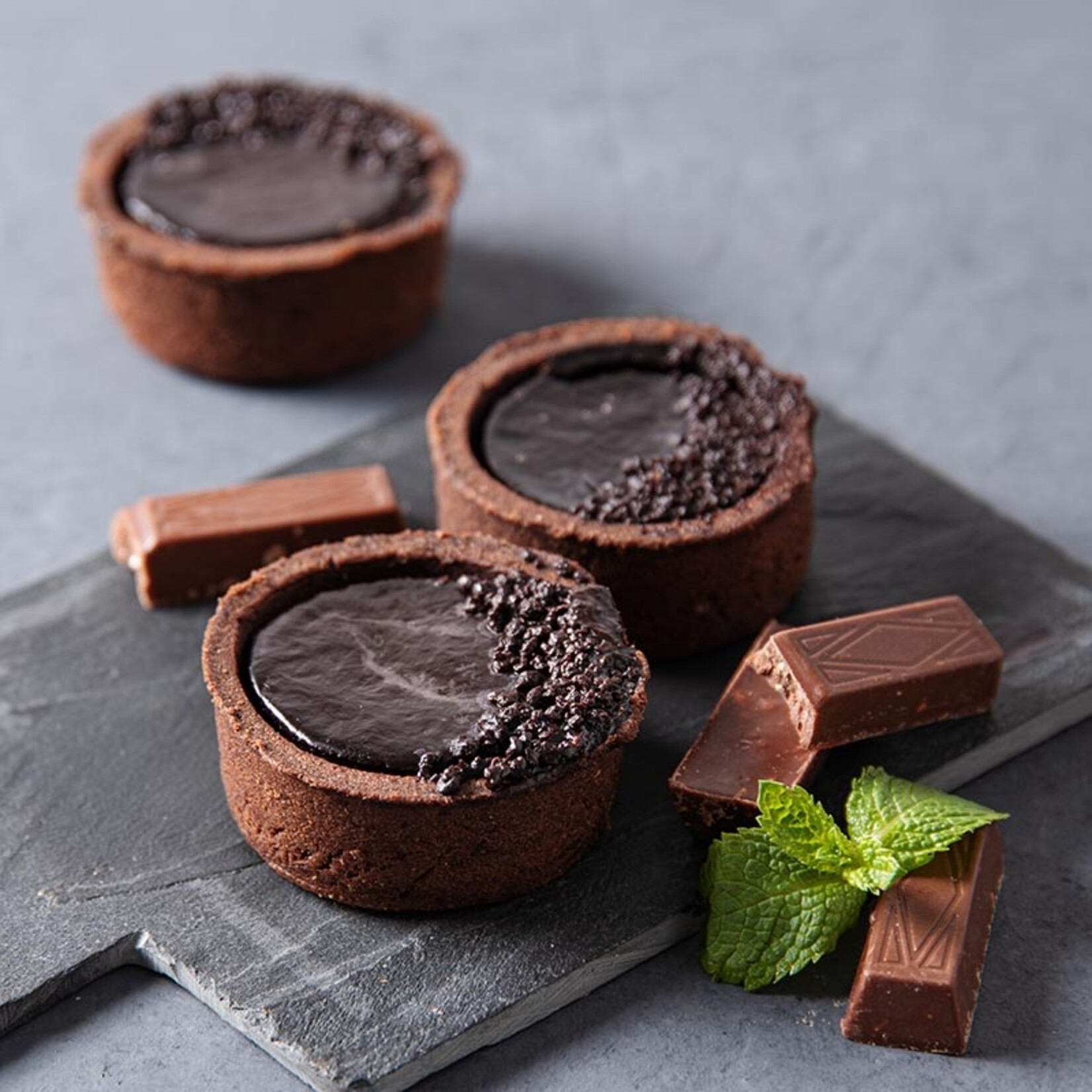 Moda Moda - Chocolate Round Tart Shell - 1.3" (48 ct) sleeve