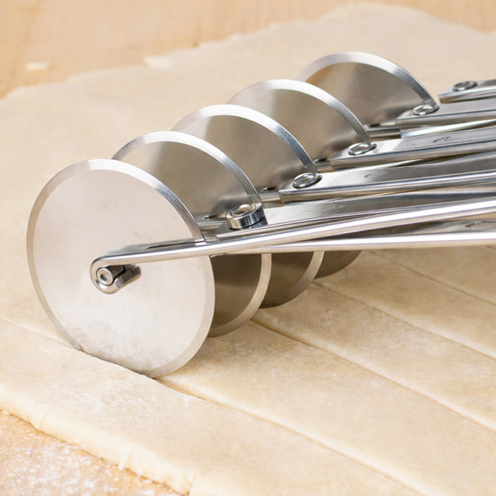 Ateco Ateco - 5 Wheel Adjustable Cutter