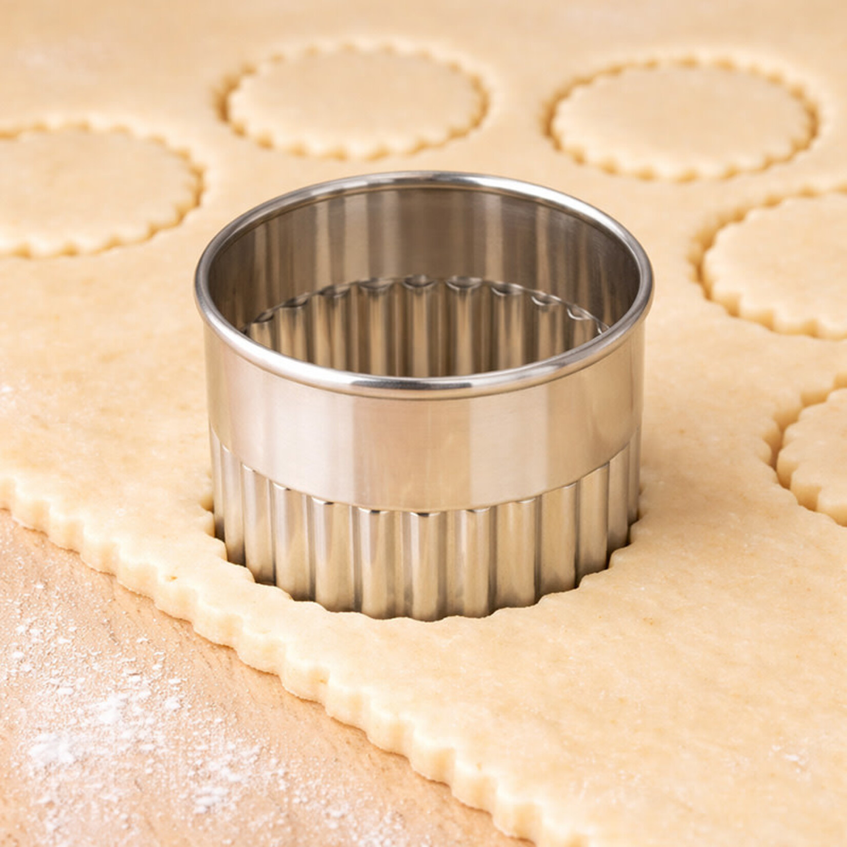 Ateco Ateco - Fluted Round Cutter (12 ct)