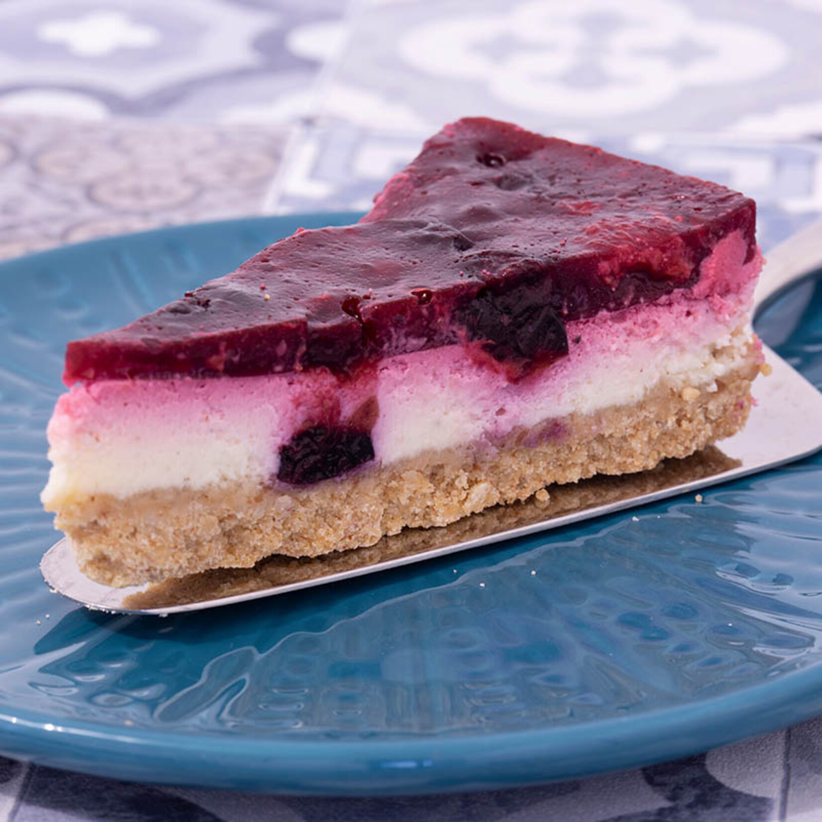 Ravifruit Ravifruit - Black Currant Ambient Puree - 2.2 lb (box of 6)