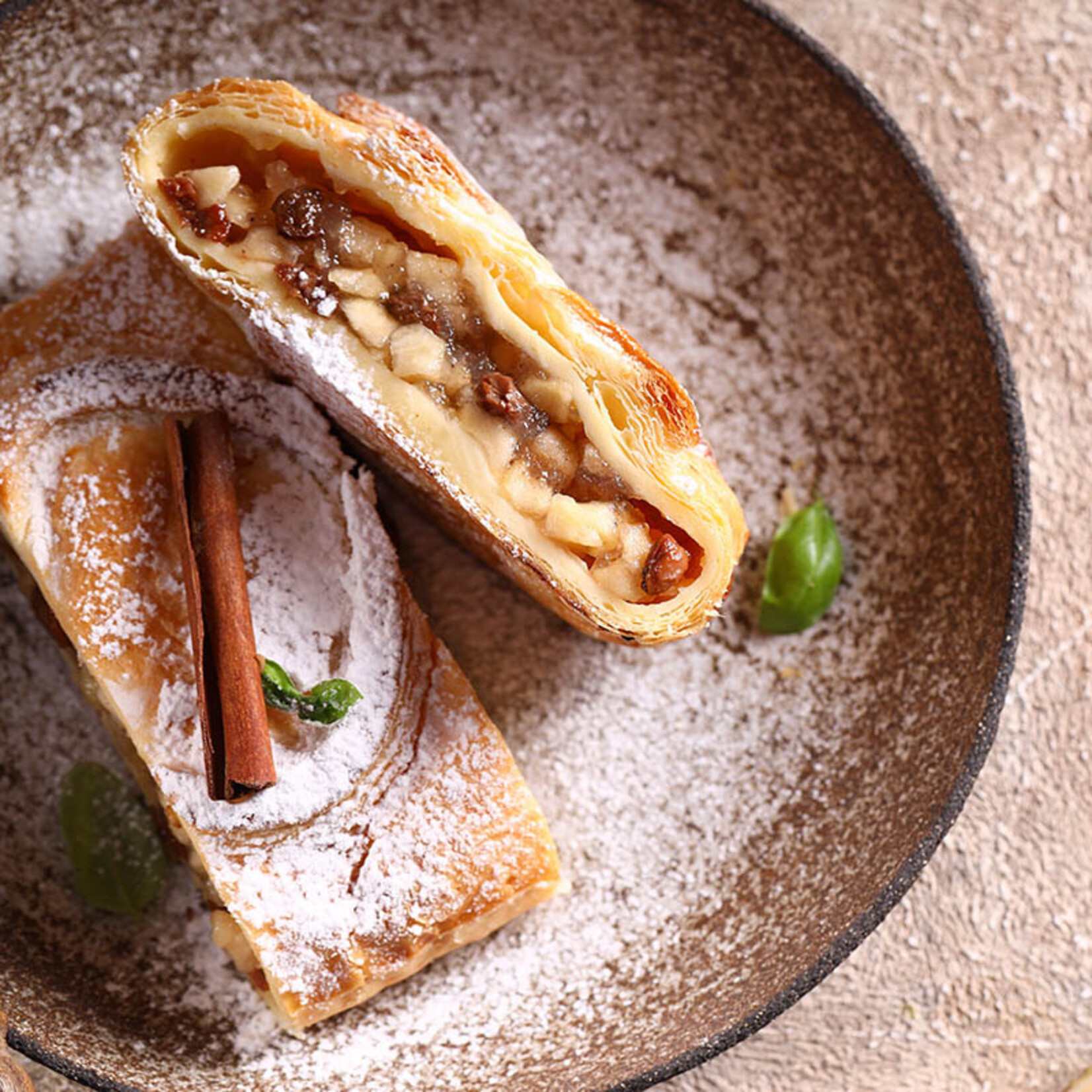 Fruits Rouges Fruits Rouges - Green Apple Puree - 2.2 lb