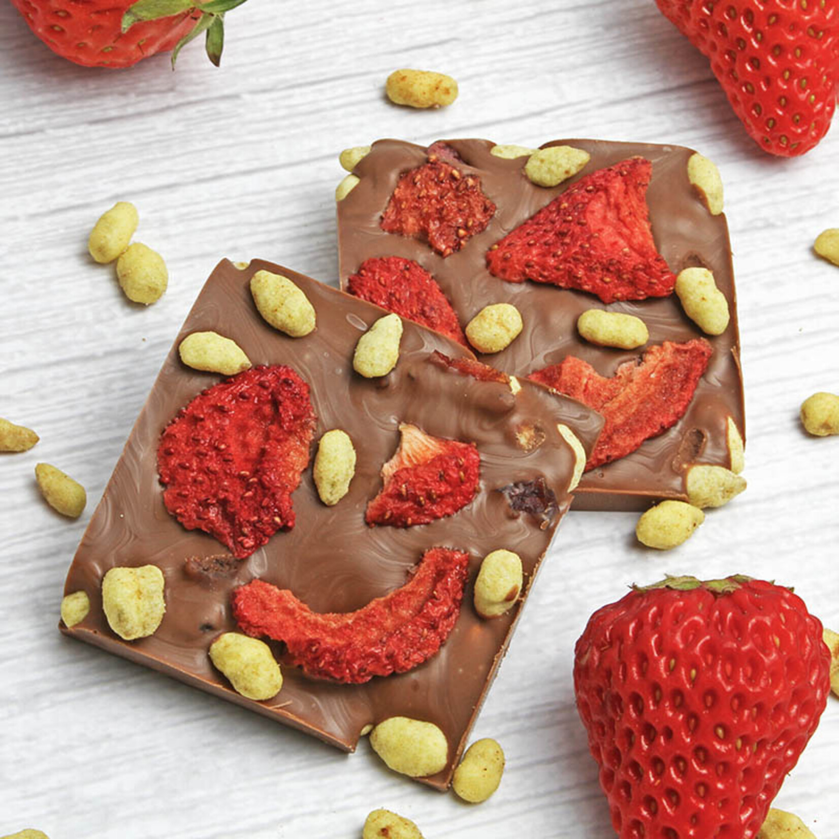 Amifruit Amifruit - Freeze Dried Strawberries - 1.25 lb