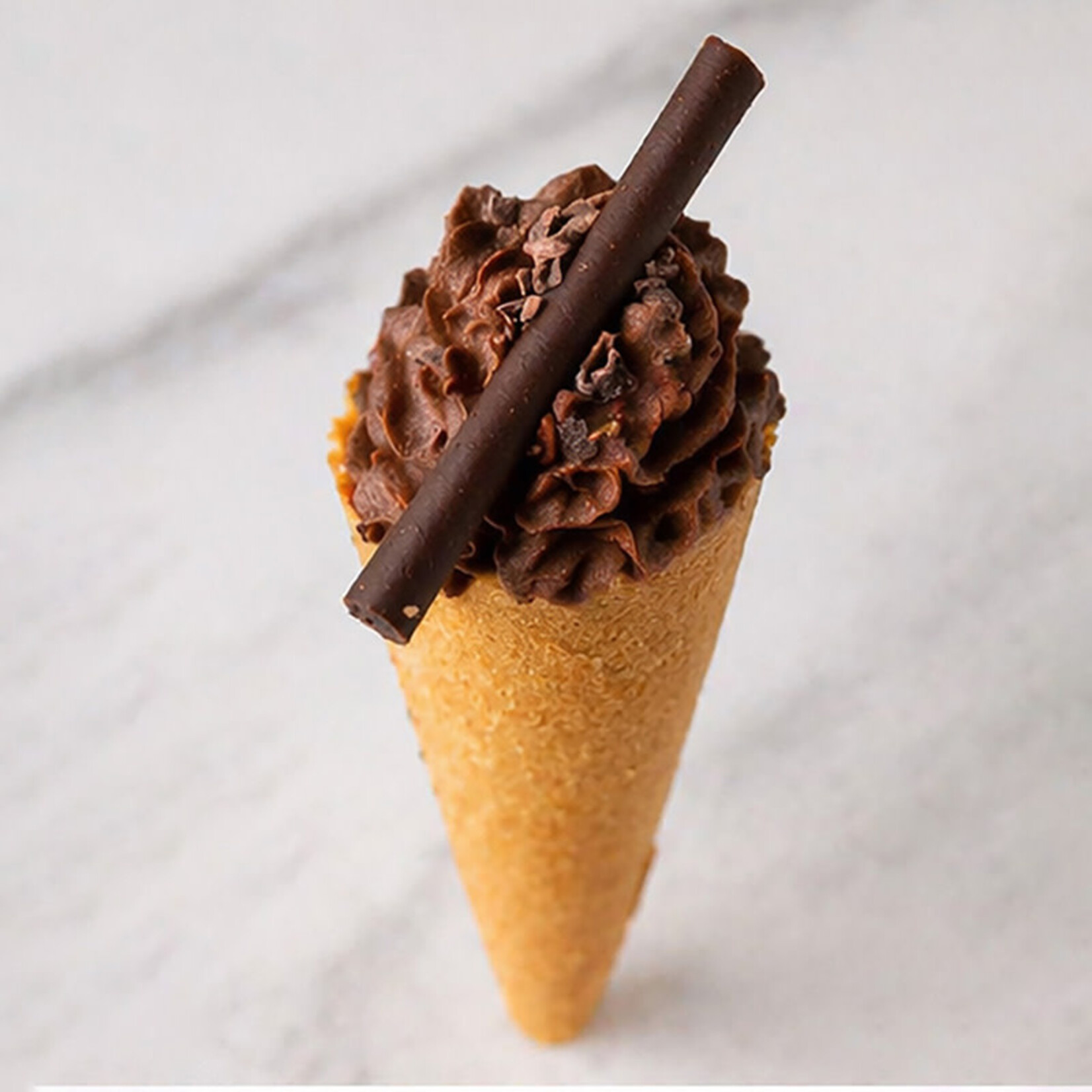 Atelier Atelier - Neutral Mini Cone - 2.95" (180 ct)