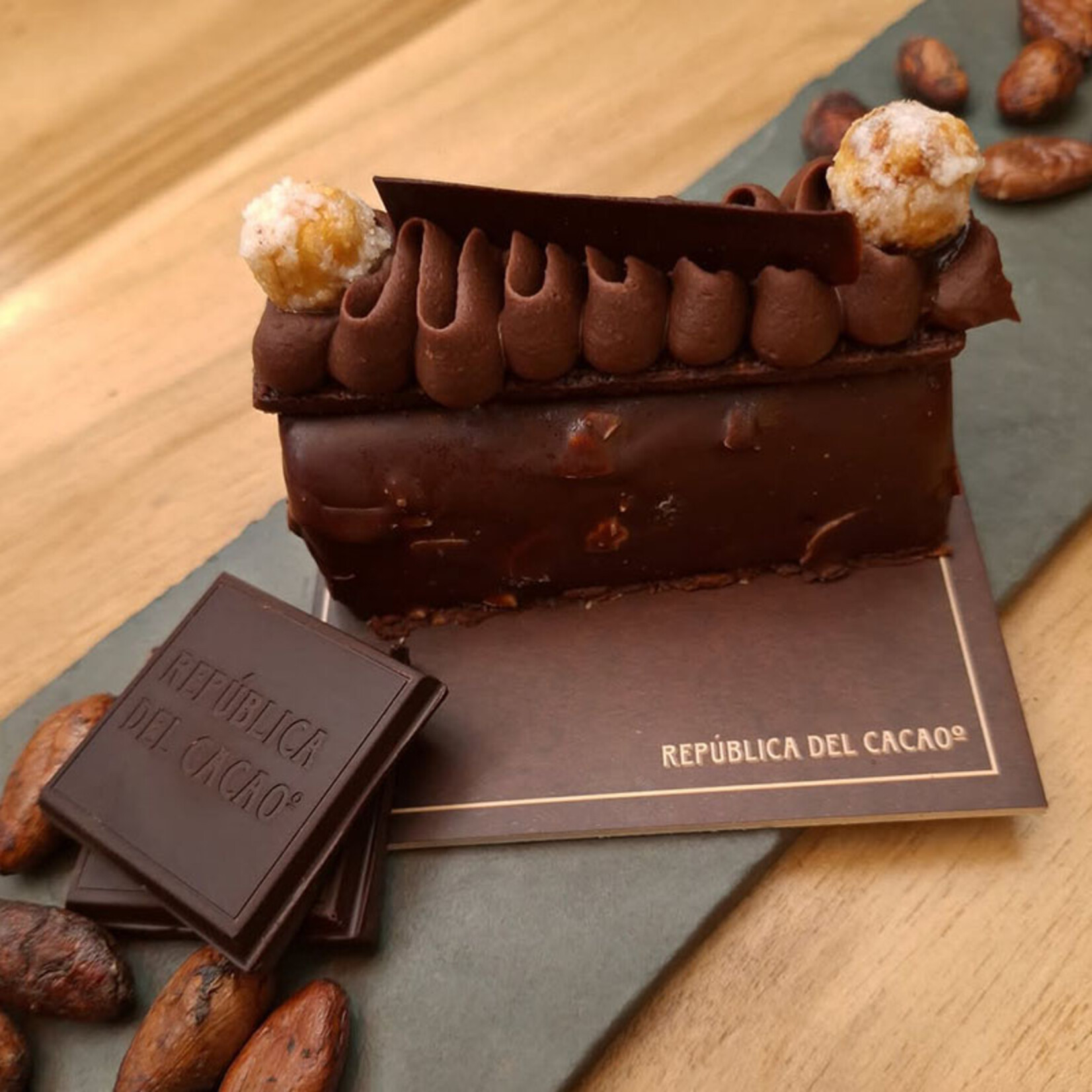 Republica del Cacao Republica del Cacao - Amazonia Dark Chocolate 75% - 5.5 lb (box of 4)