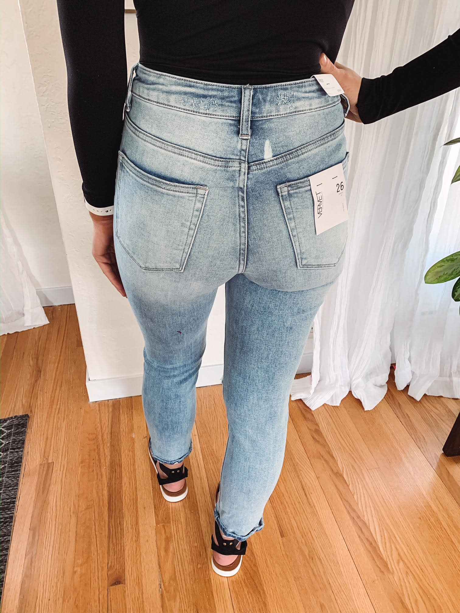 Kenzie High Rise Slim Straight Jean